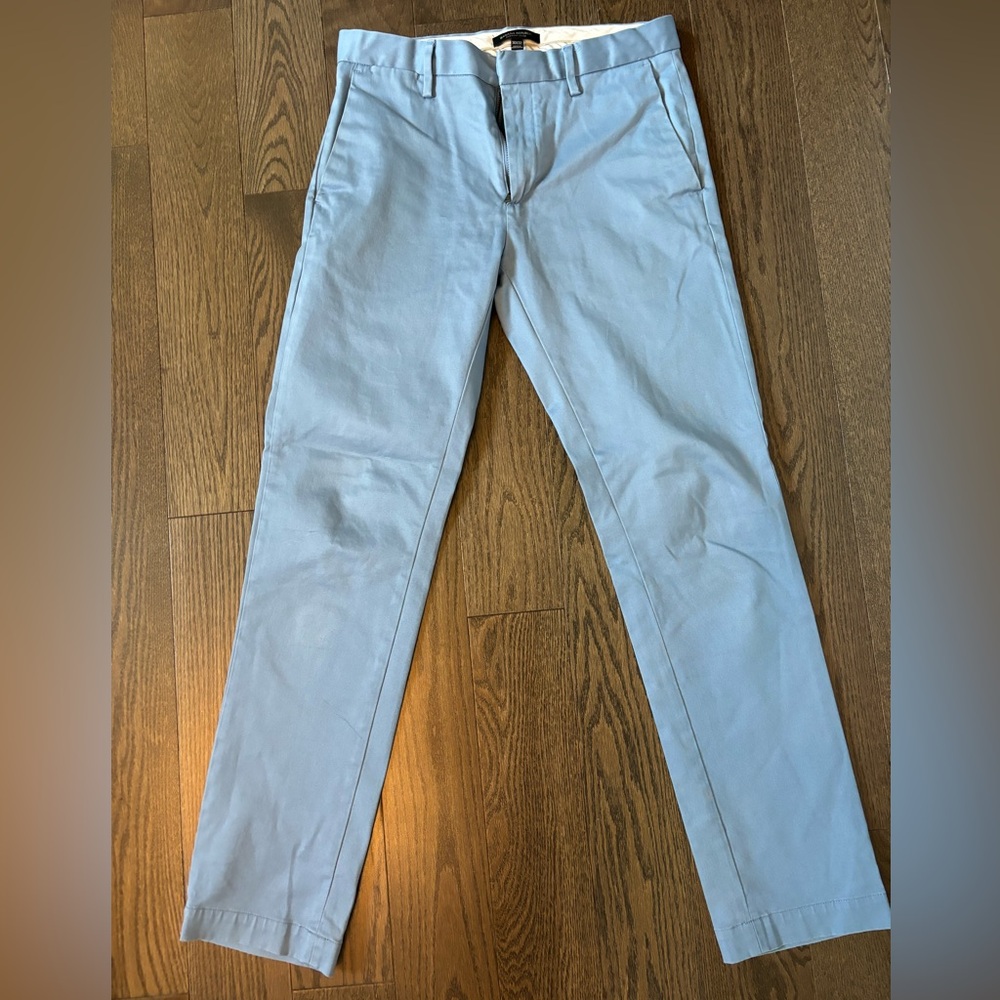 Light Blue 30x32 Banana Republic Chino (Used)